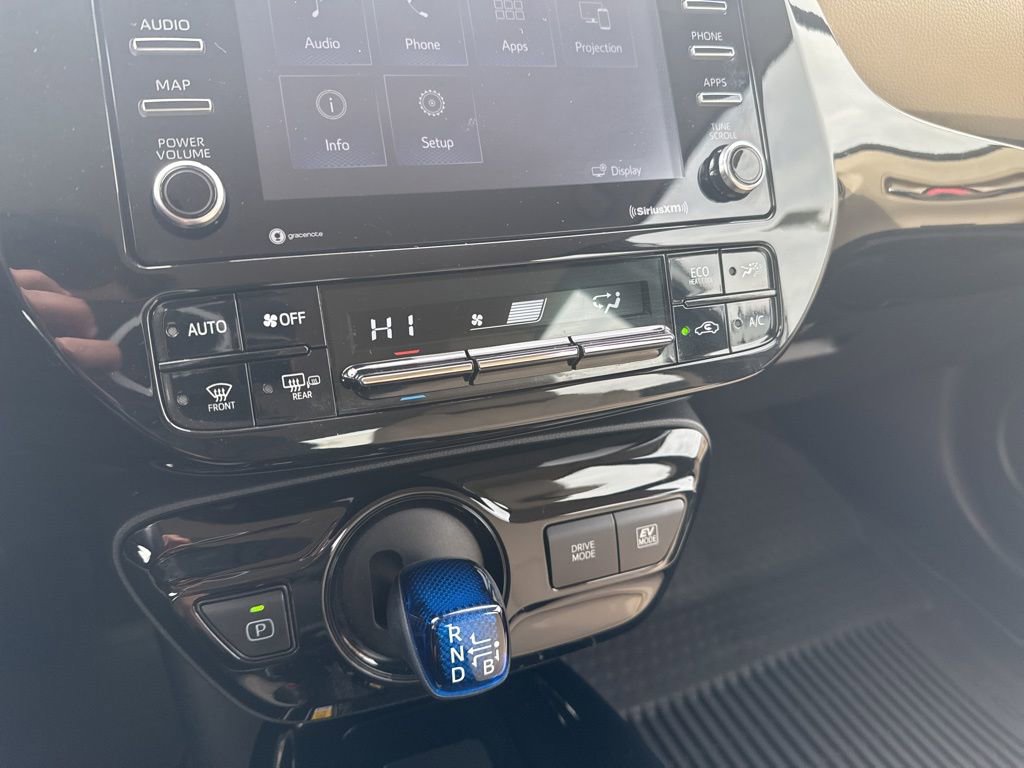 Thumbnail: 2022 Toyota Prius - 29