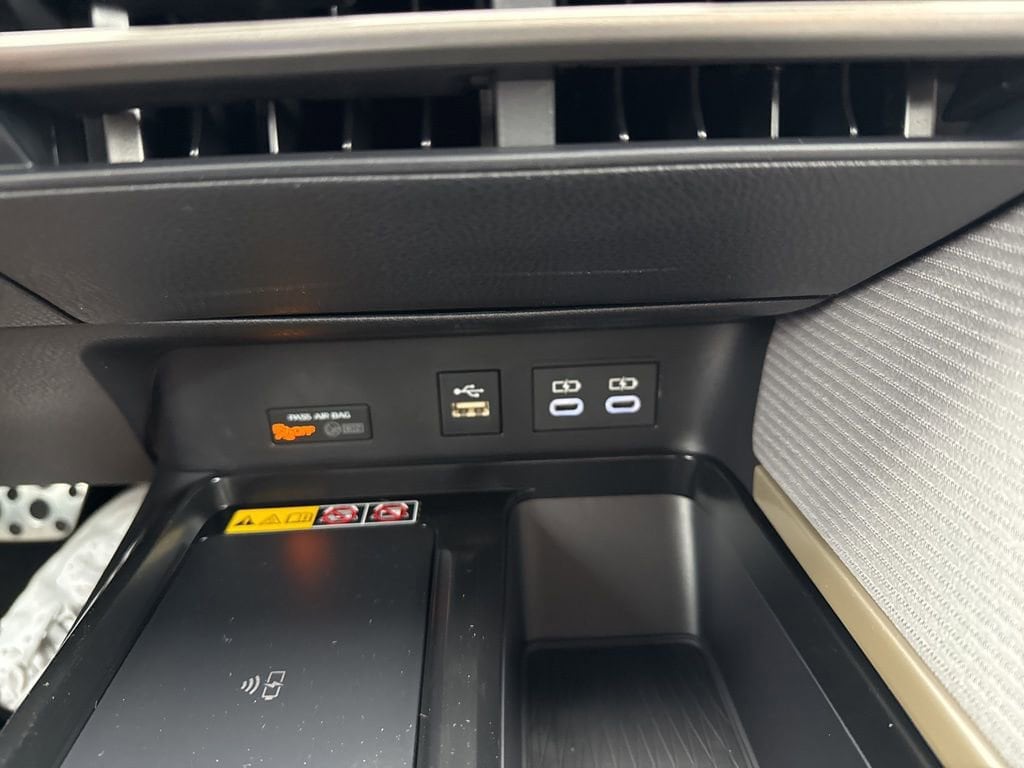 Thumbnail: 2026 Toyota Camry - 21