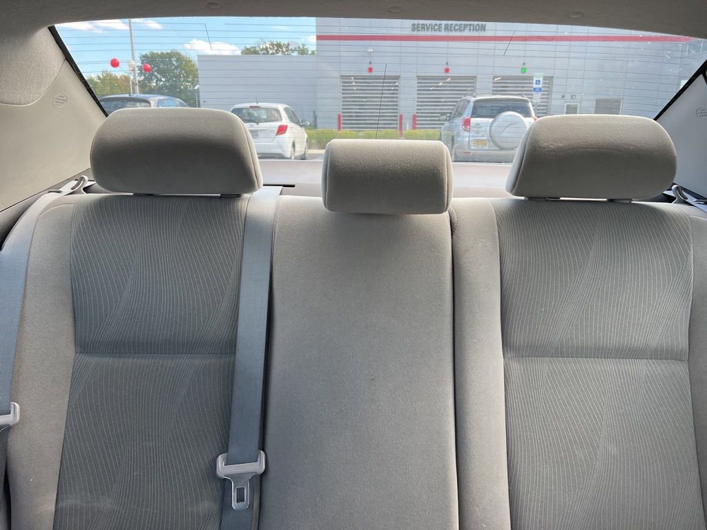 Thumbnail: 2013 Toyota Corolla - 16