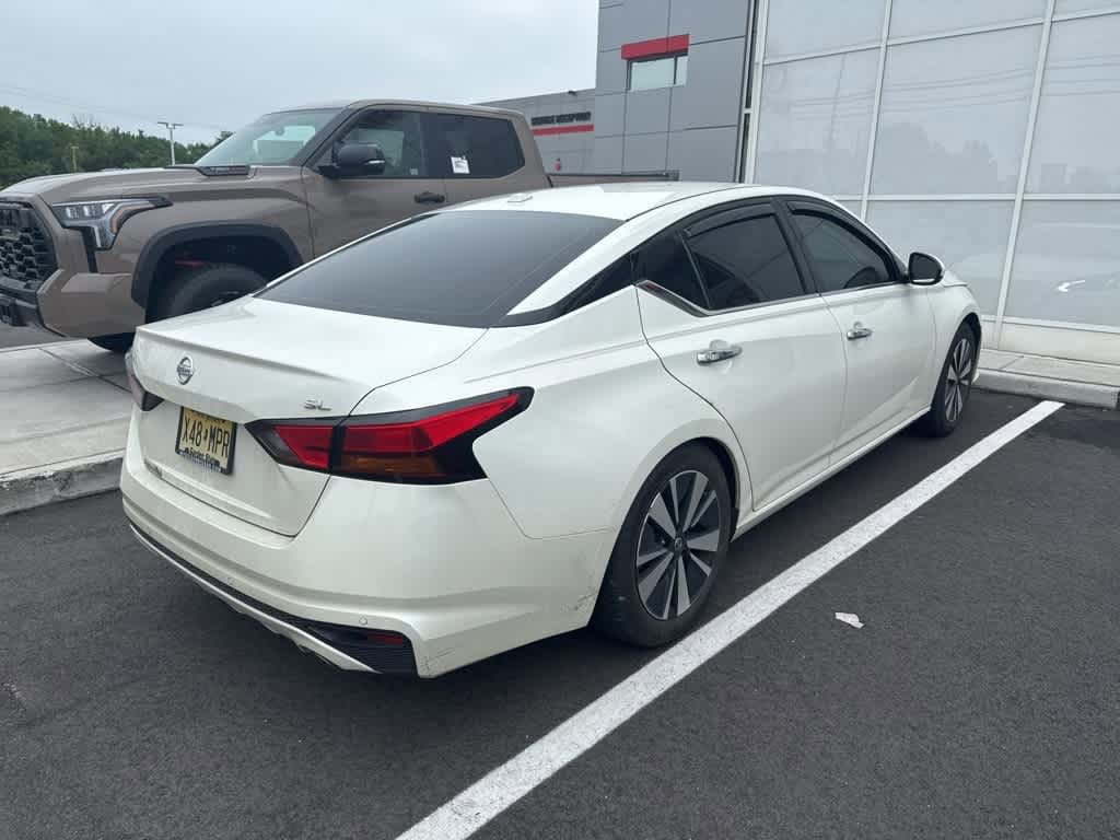 Thumbnail: 2020 Nissan Altima - 5