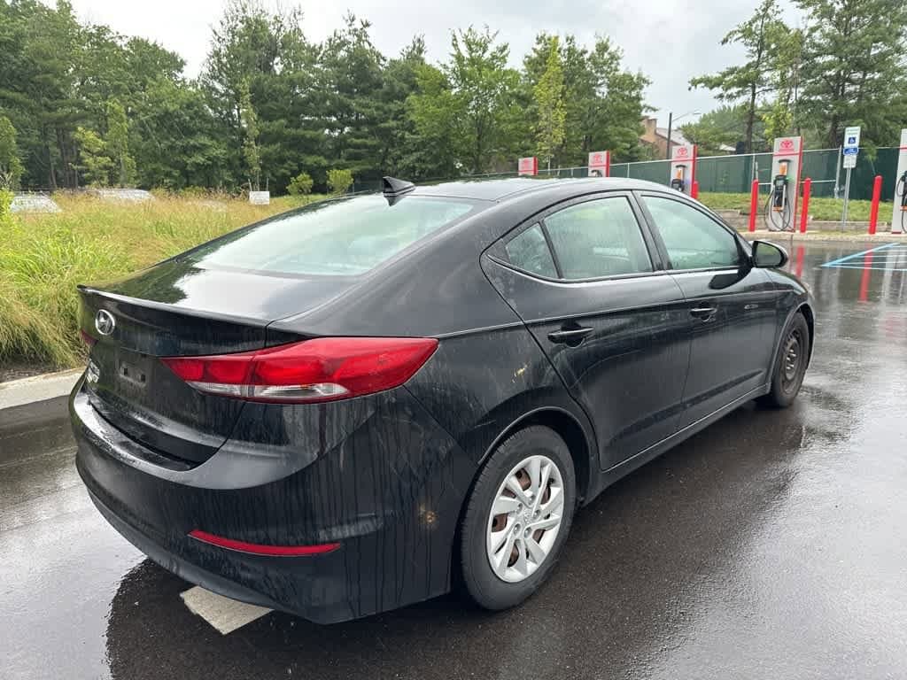 Thumbnail: 2017 Hyundai Elantra - 3