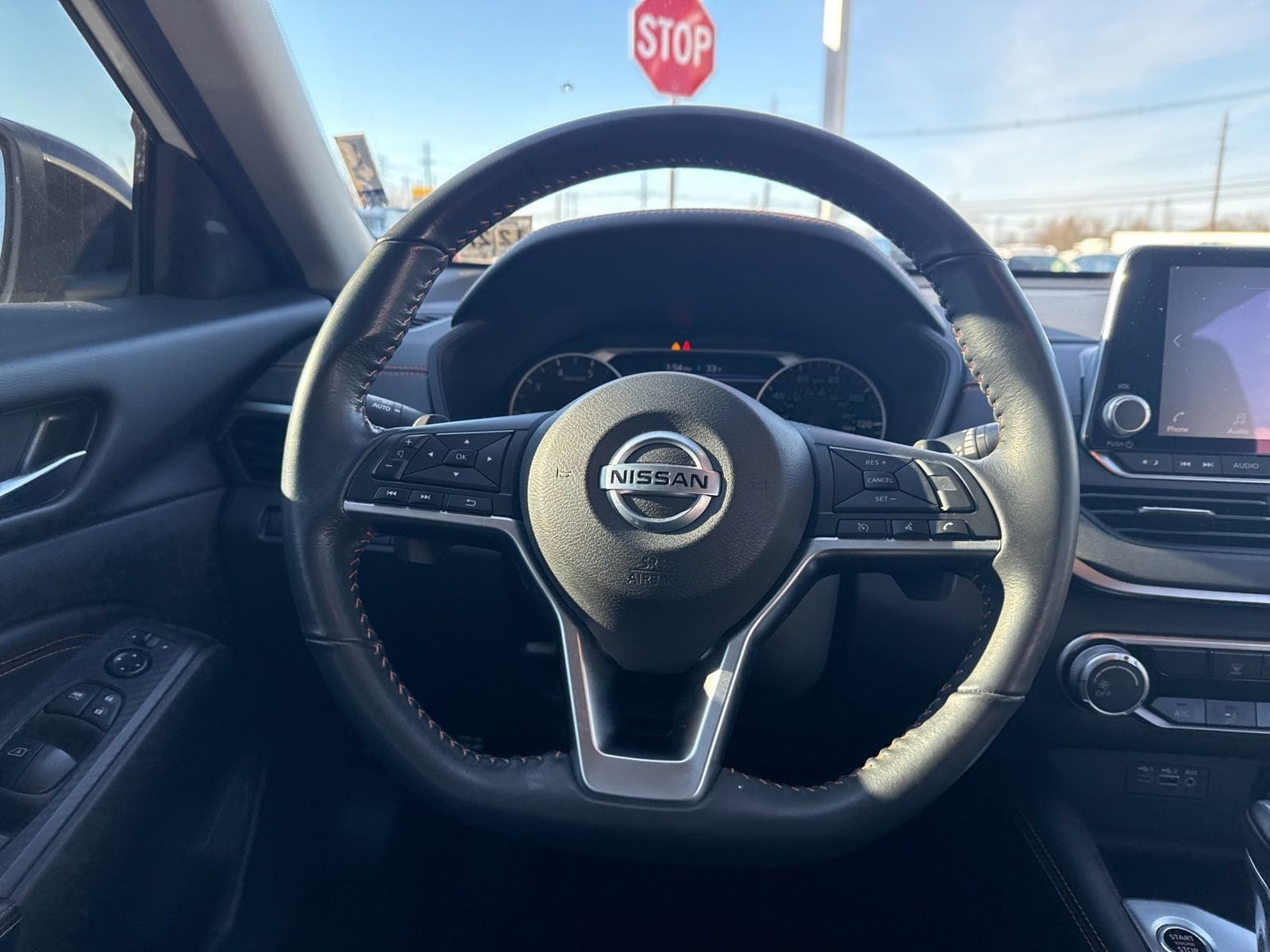 Thumbnail: 2022 Nissan Altima - 23