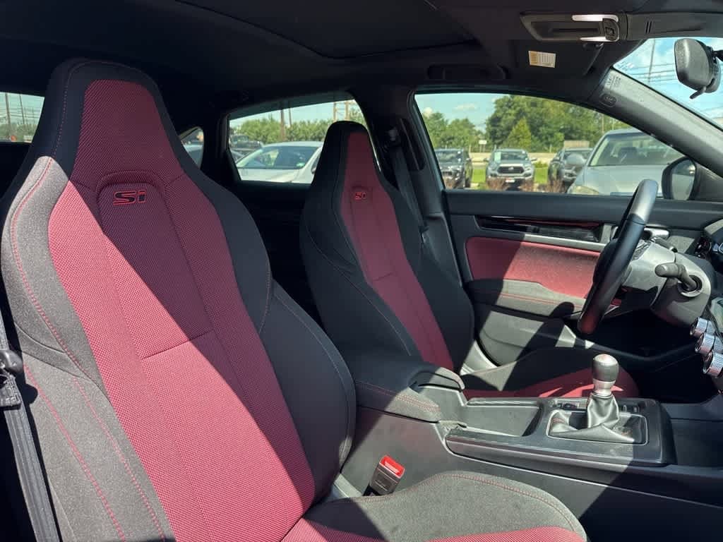 Thumbnail: 2023 Honda Civic - 18