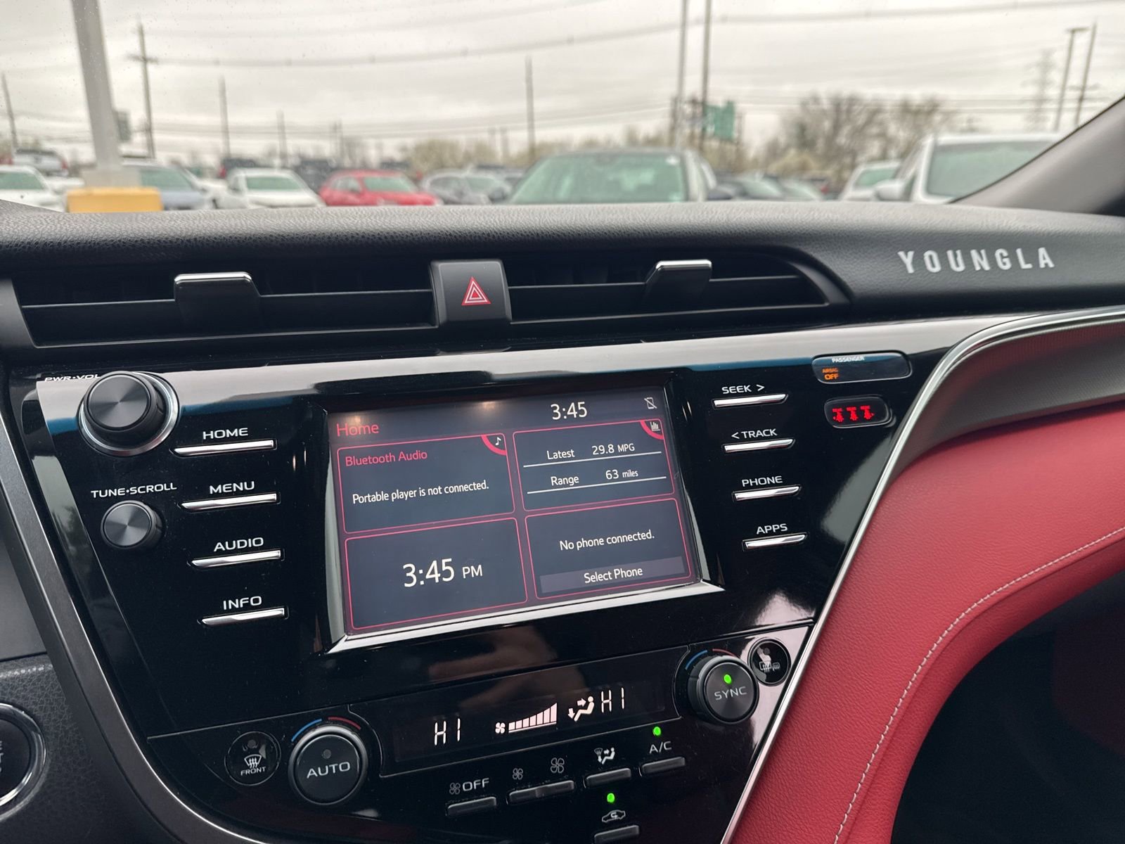 Thumbnail: 2018 Toyota Camry - 25