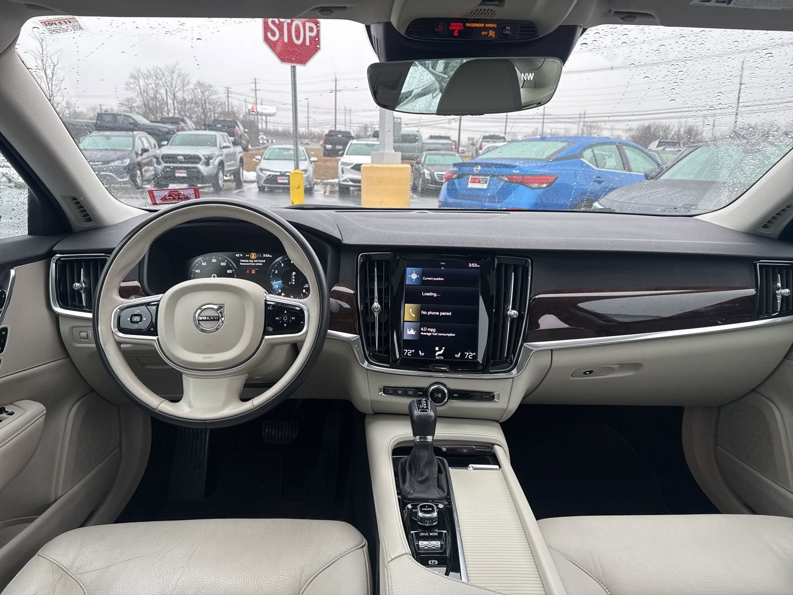 Thumbnail: 2017 Volvo S90 - 25