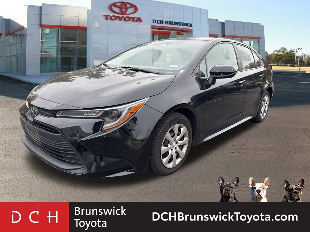 Used 2023 Toyota Corolla LE Sedan