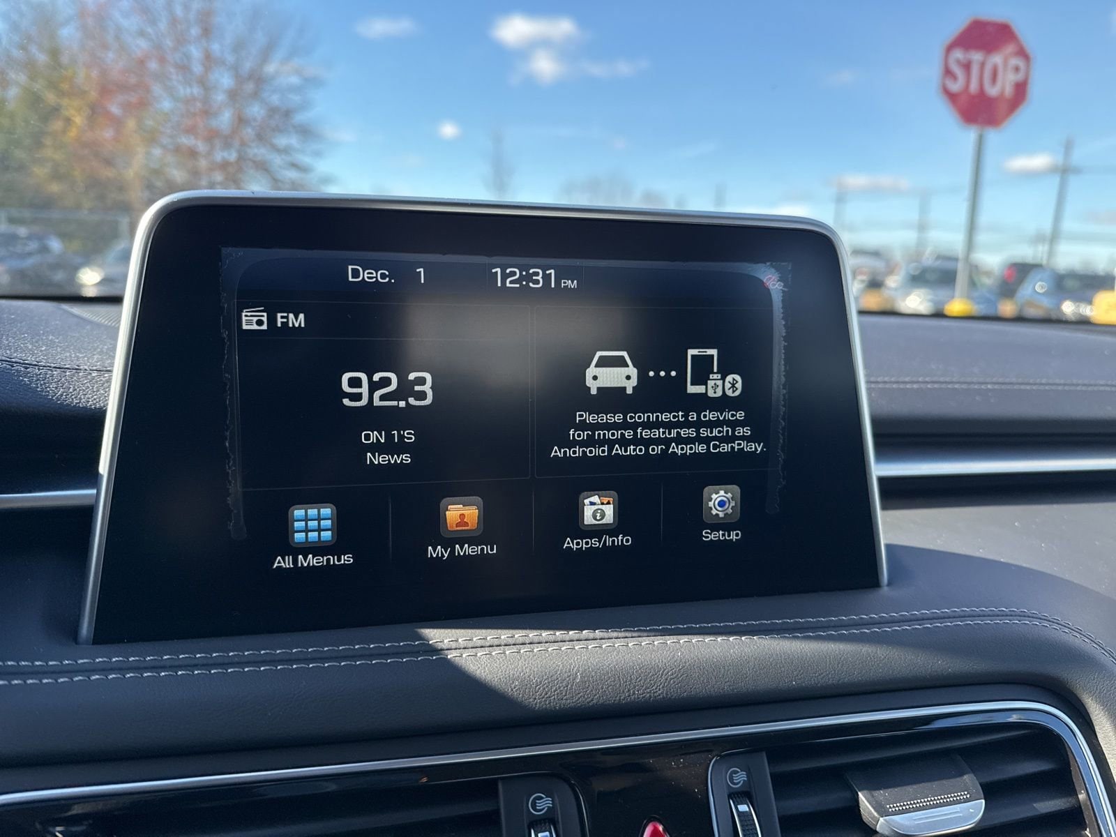 Thumbnail: 2020 Genesis G70 - 24