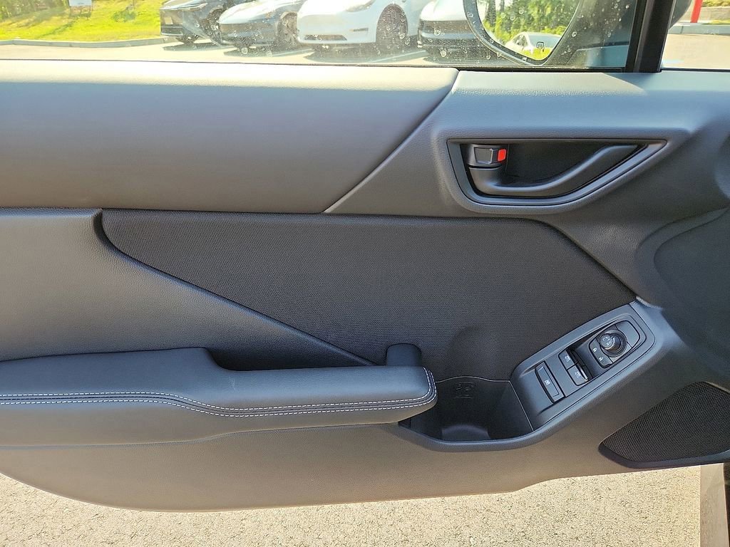 Thumbnail: 2025 Toyota GR86 - 6