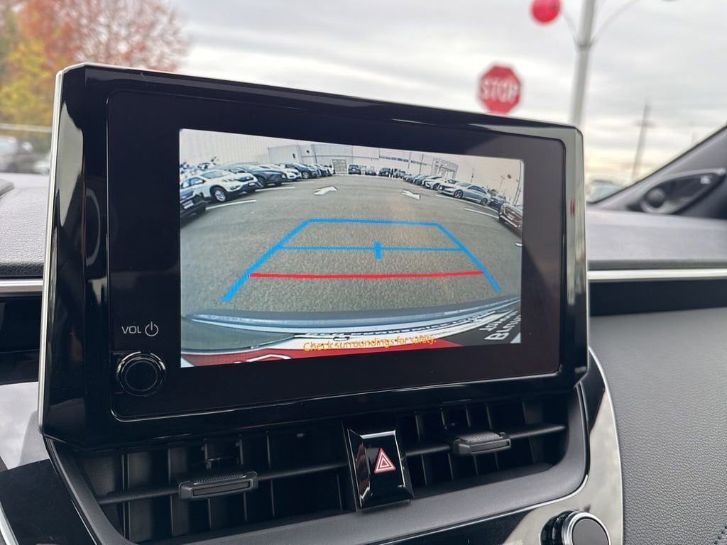 Thumbnail: 2023 Toyota Corolla - 24