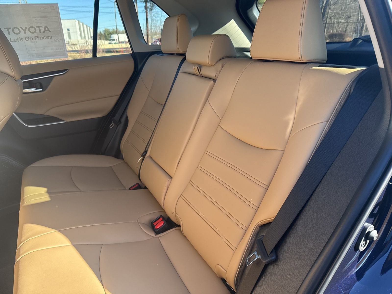 Thumbnail: 2025 Toyota RAV4 - 12