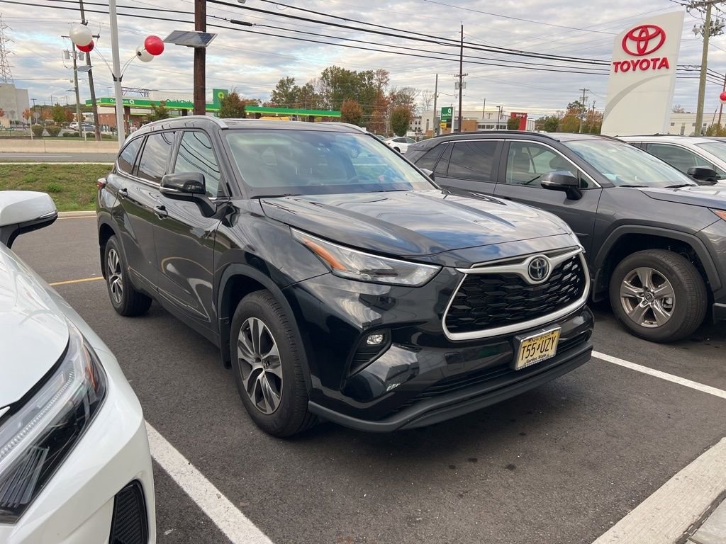 Used 2022 Toyota Highlander XLE SUV