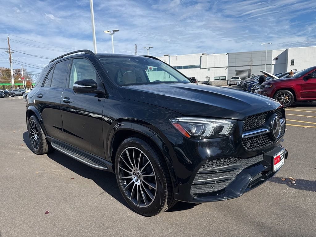 Thumbnail: 2022 Mercedes-Benz GLE - 3