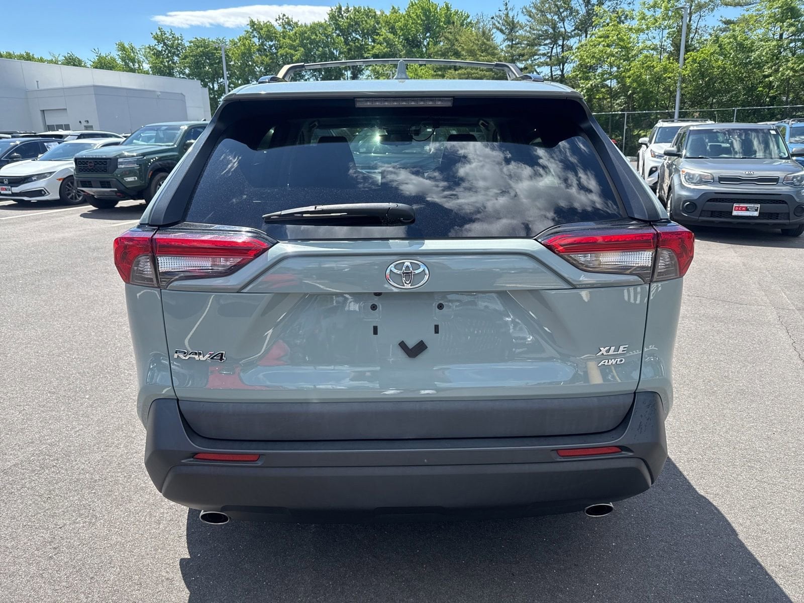 Thumbnail: 2021 Toyota RAV4 - 13