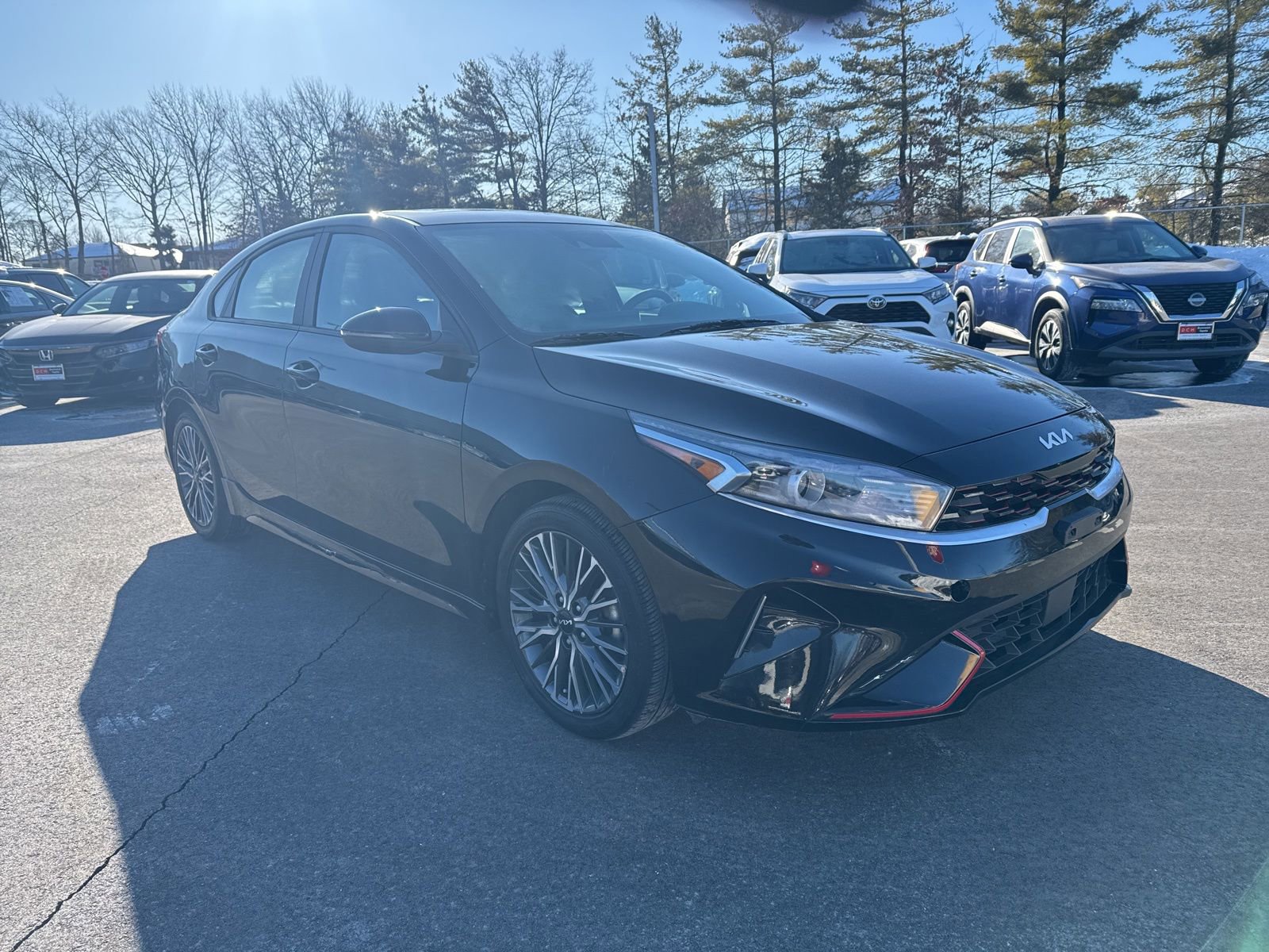 Thumbnail: 2023 Kia Forte - 3