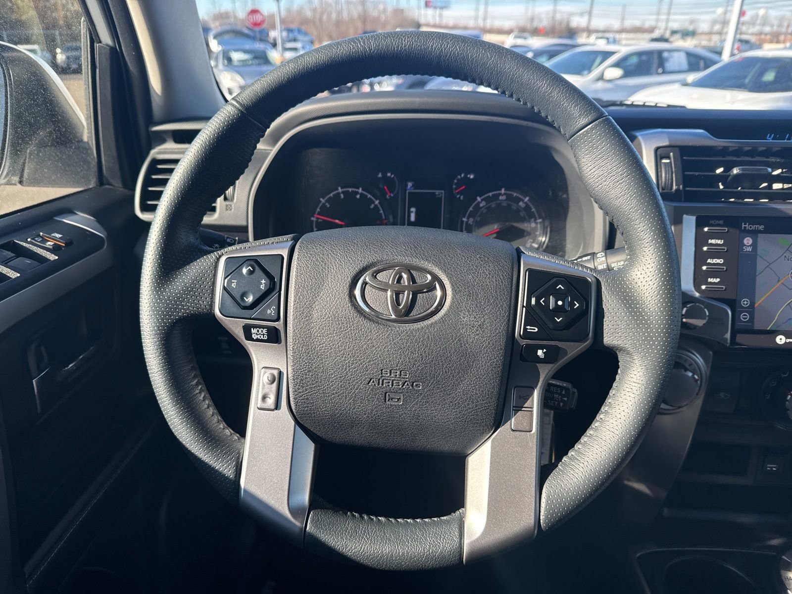 Thumbnail: 2021 Toyota 4Runner - 24