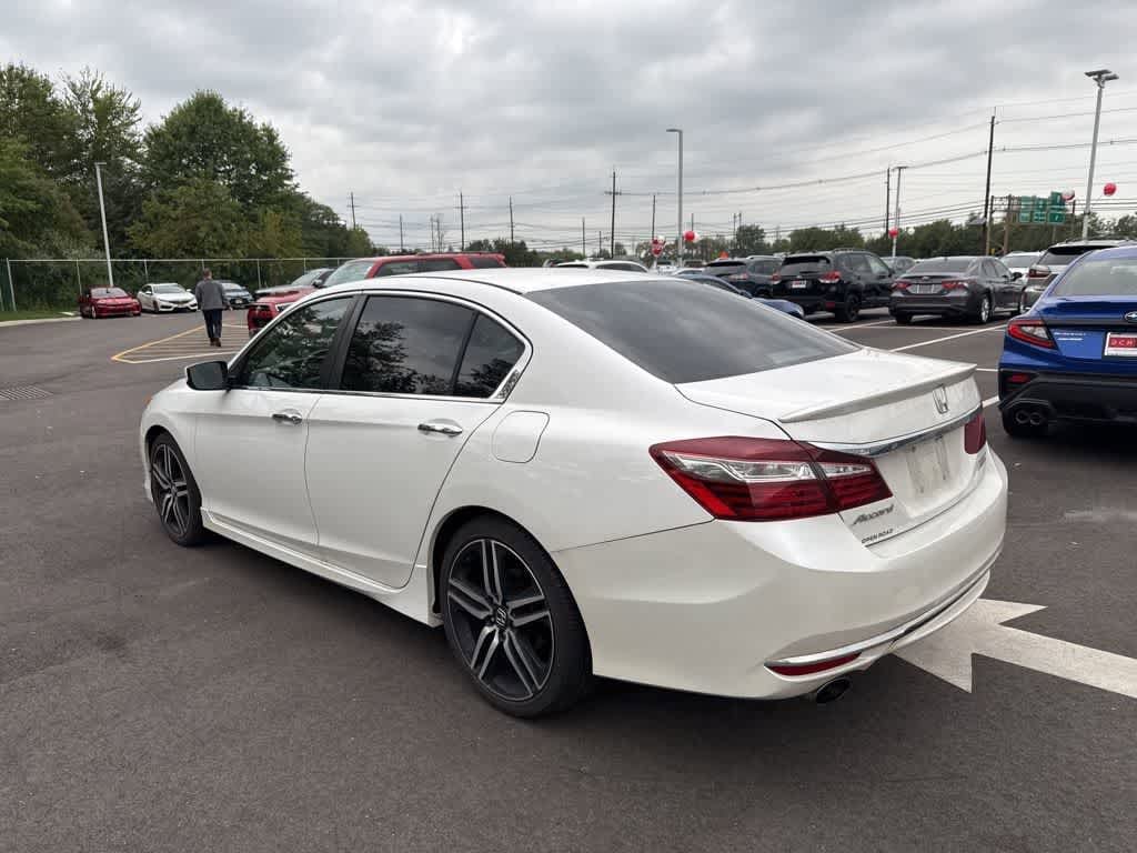 Thumbnail: 2017 Honda Accord - 4