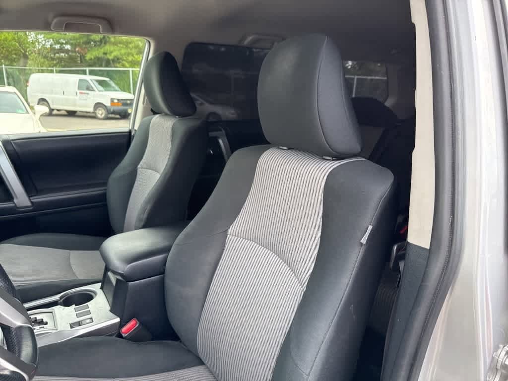 Thumbnail: 2018 Toyota 4Runner - 16