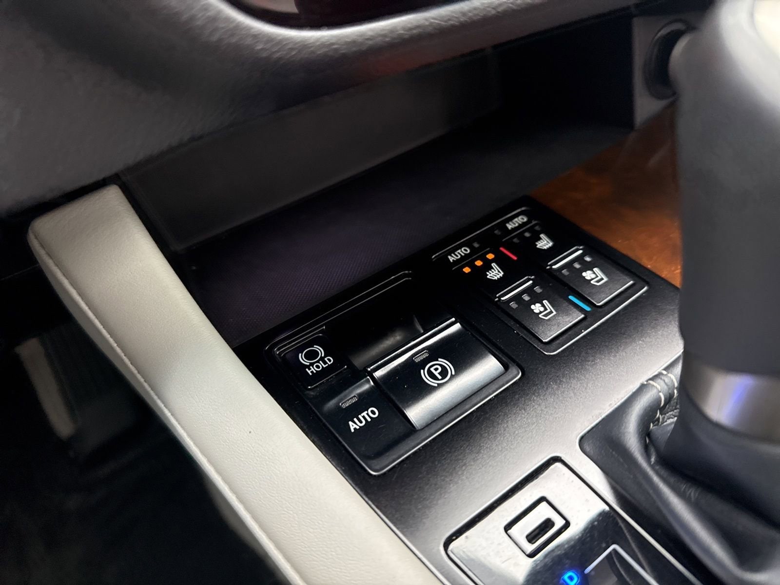 Thumbnail: 2019 Lexus RX - 29