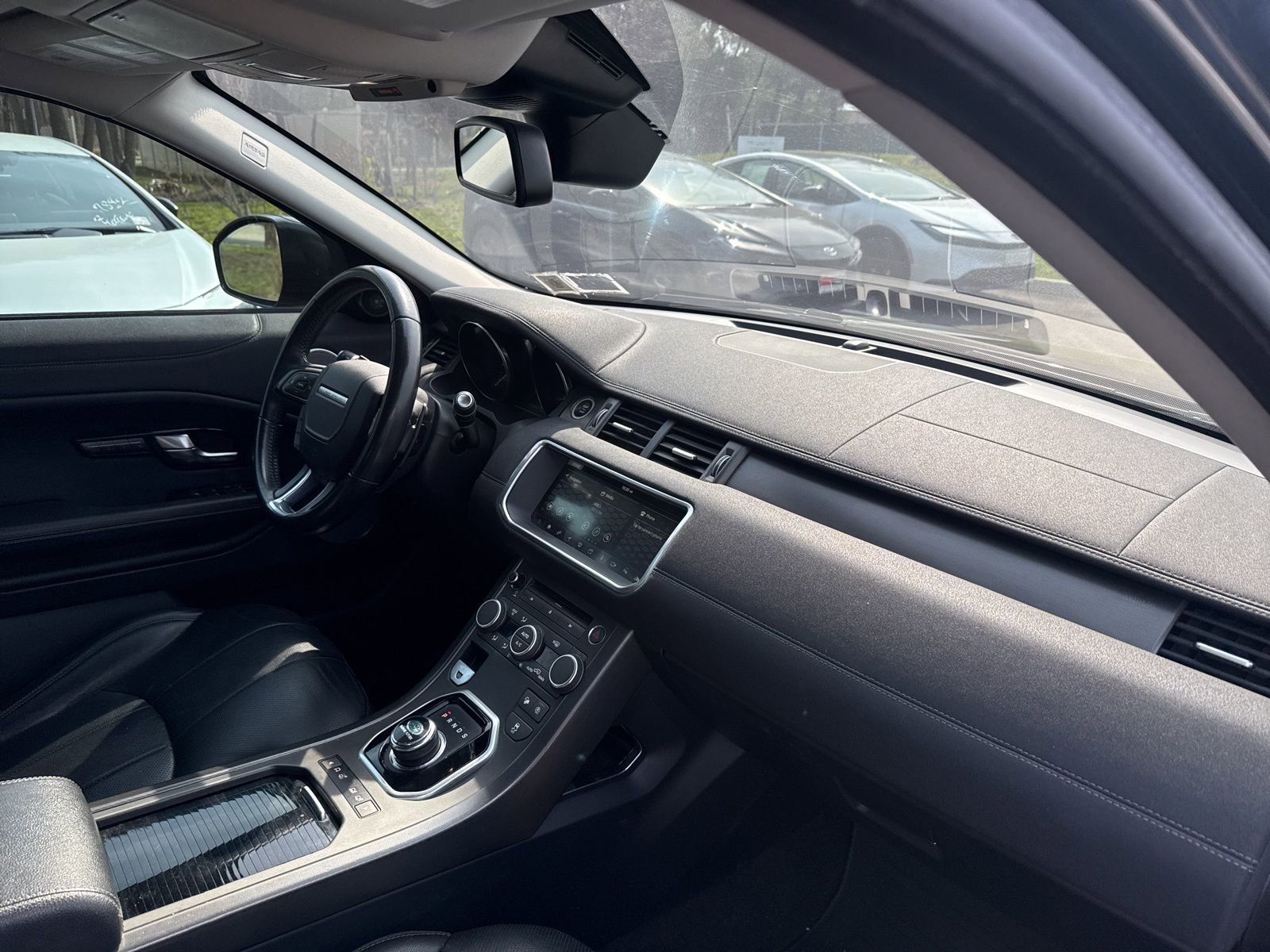 Thumbnail: 2019 Land Rover Range Rover Evoque - 21