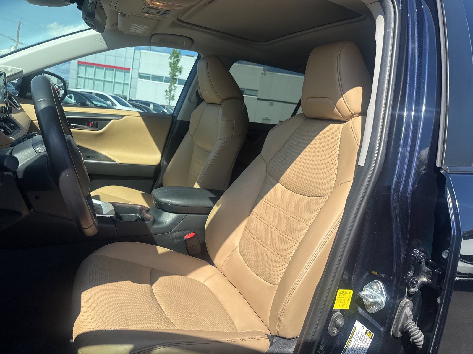 Thumbnail: 2020 Toyota RAV4 - 20
