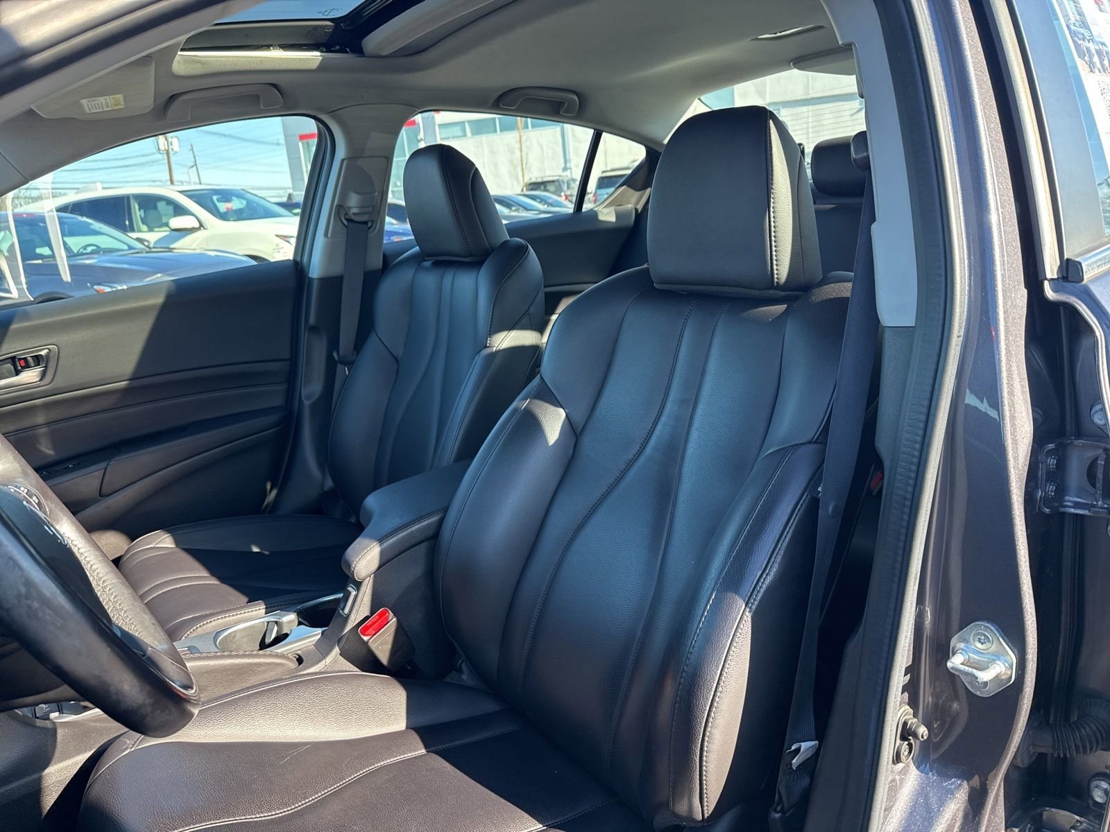 Thumbnail: 2022 Acura ILX - 16