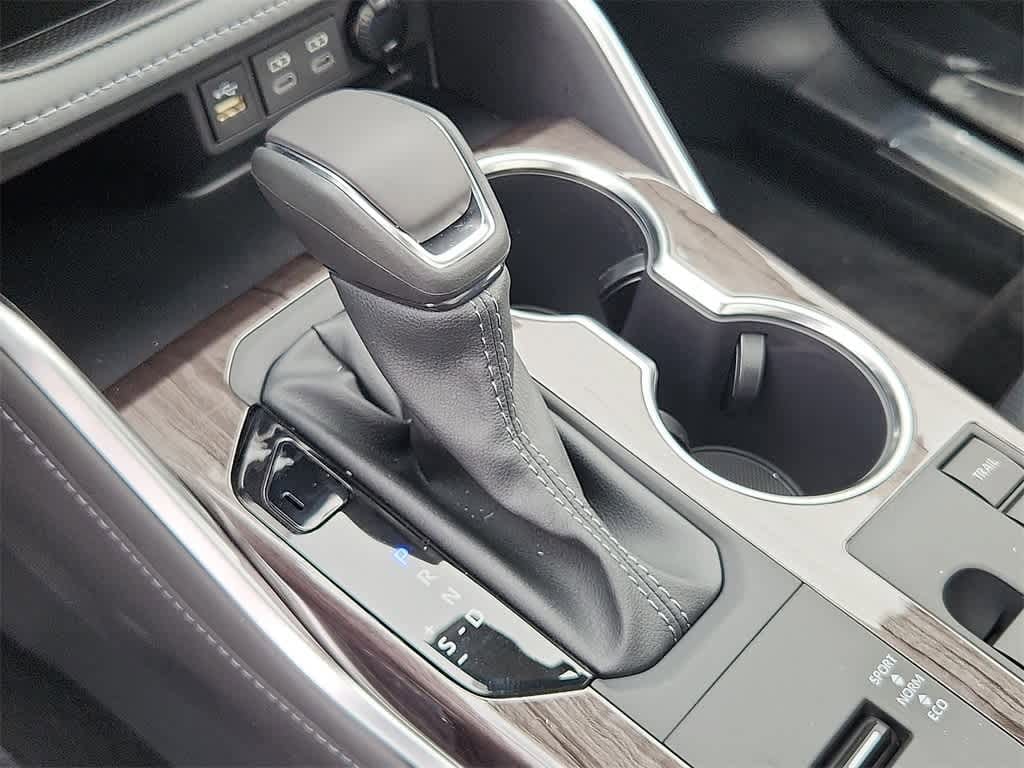 2025 Toyota Highlander Platinum 14