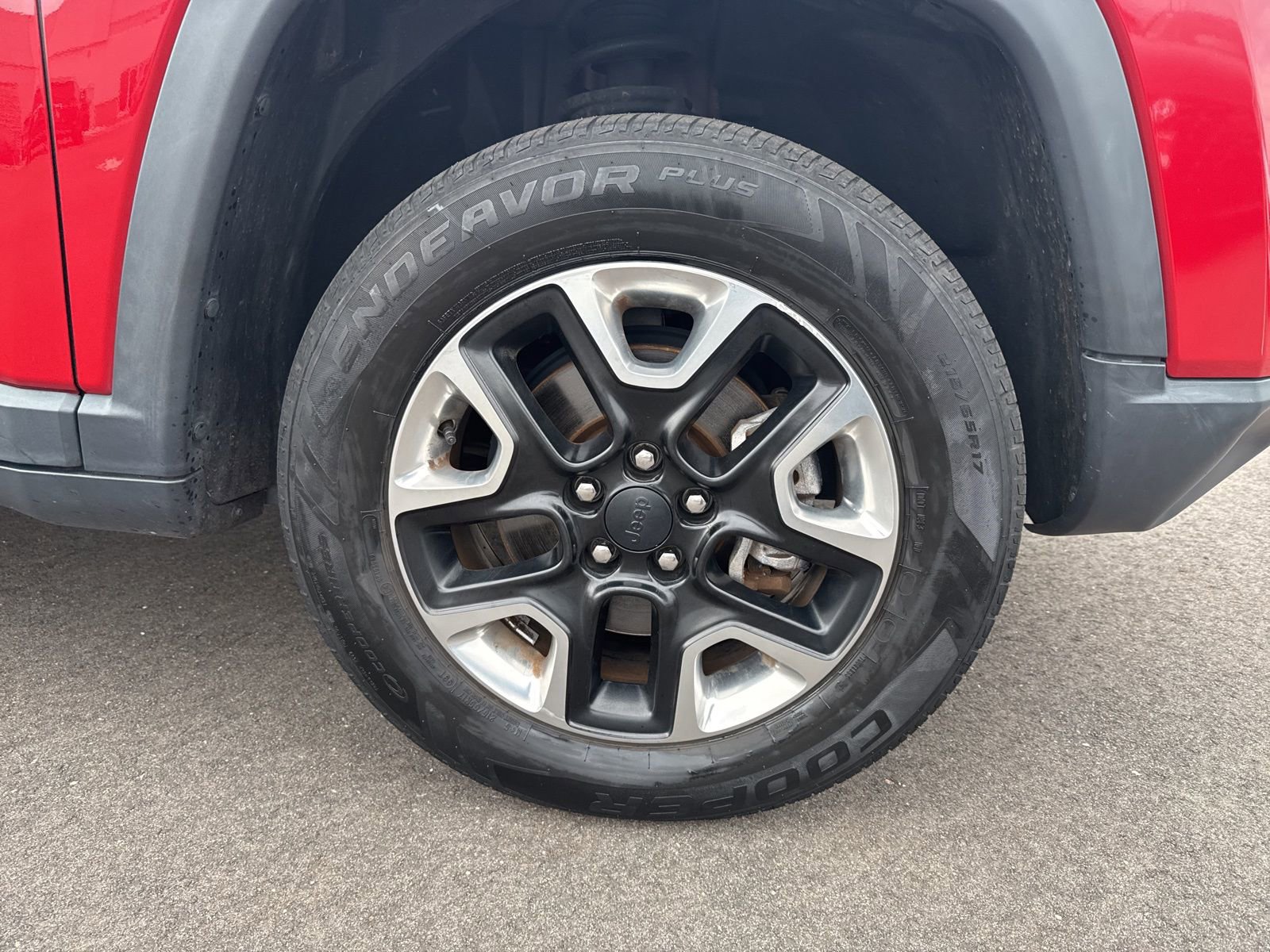 Thumbnail: 2017 Jeep Compass - 16