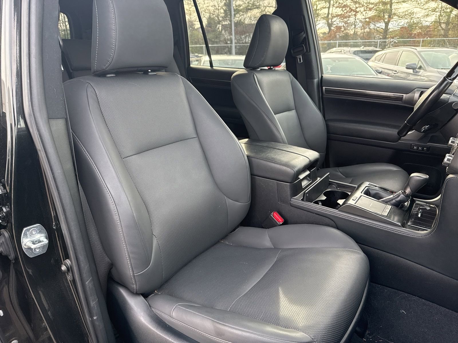 Thumbnail: 2023 Lexus GX - 22