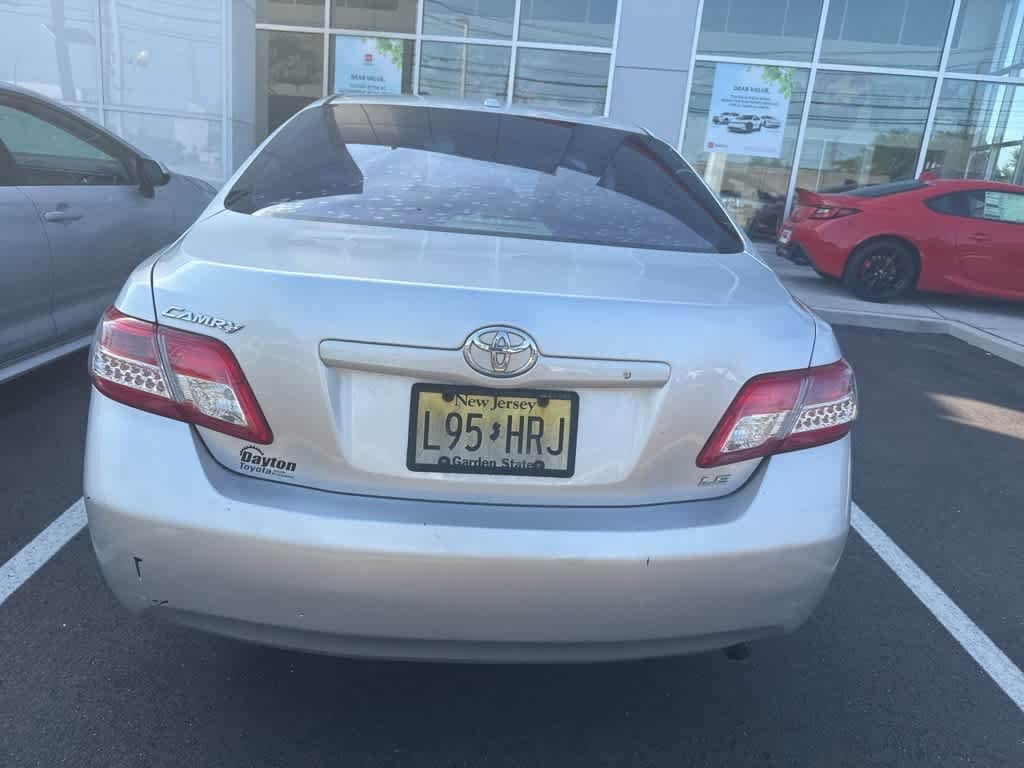 Thumbnail: 2011 Toyota Camry - 14