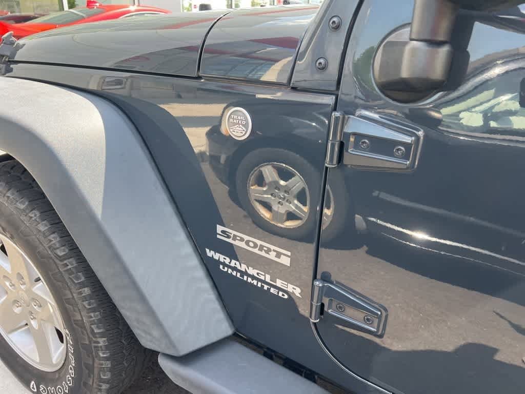 Thumbnail: 2017 Jeep Wrangler - 19