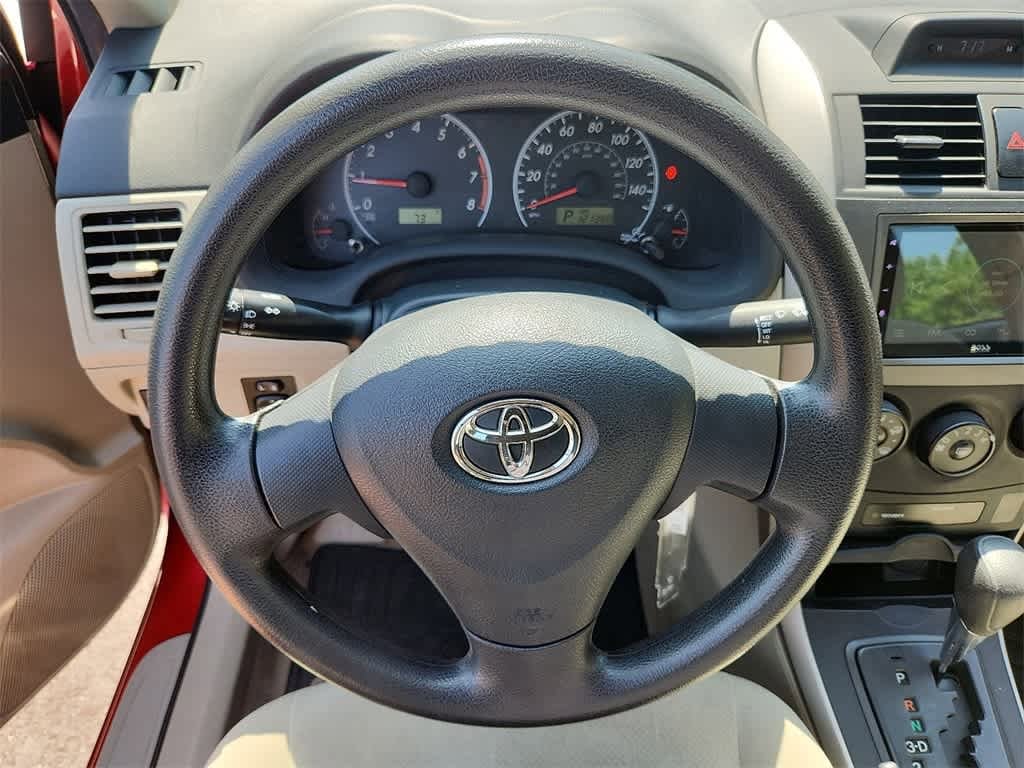 Thumbnail: 2013 Toyota Corolla - 24