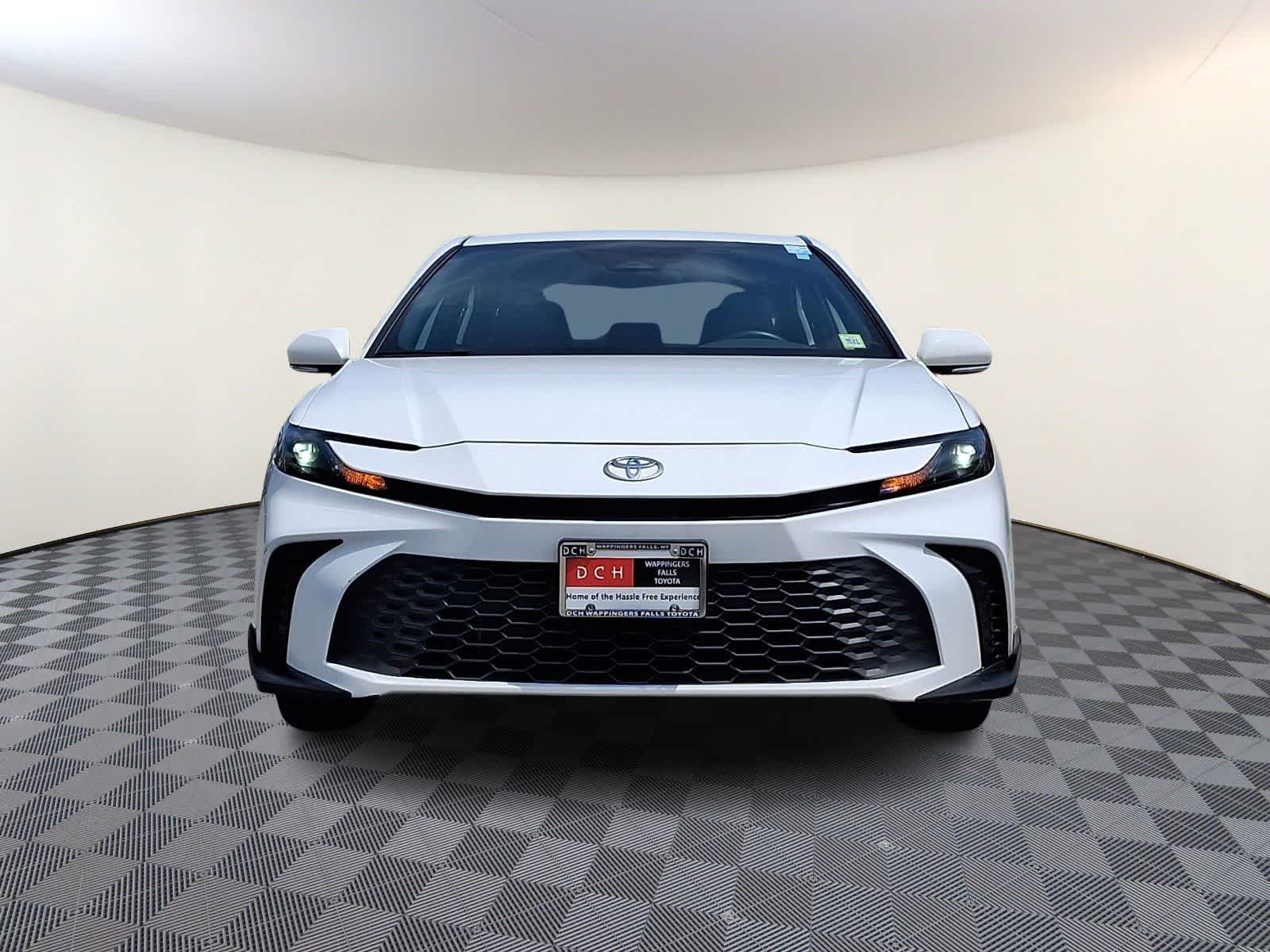 Thumbnail: 2025 Toyota Camry - 3