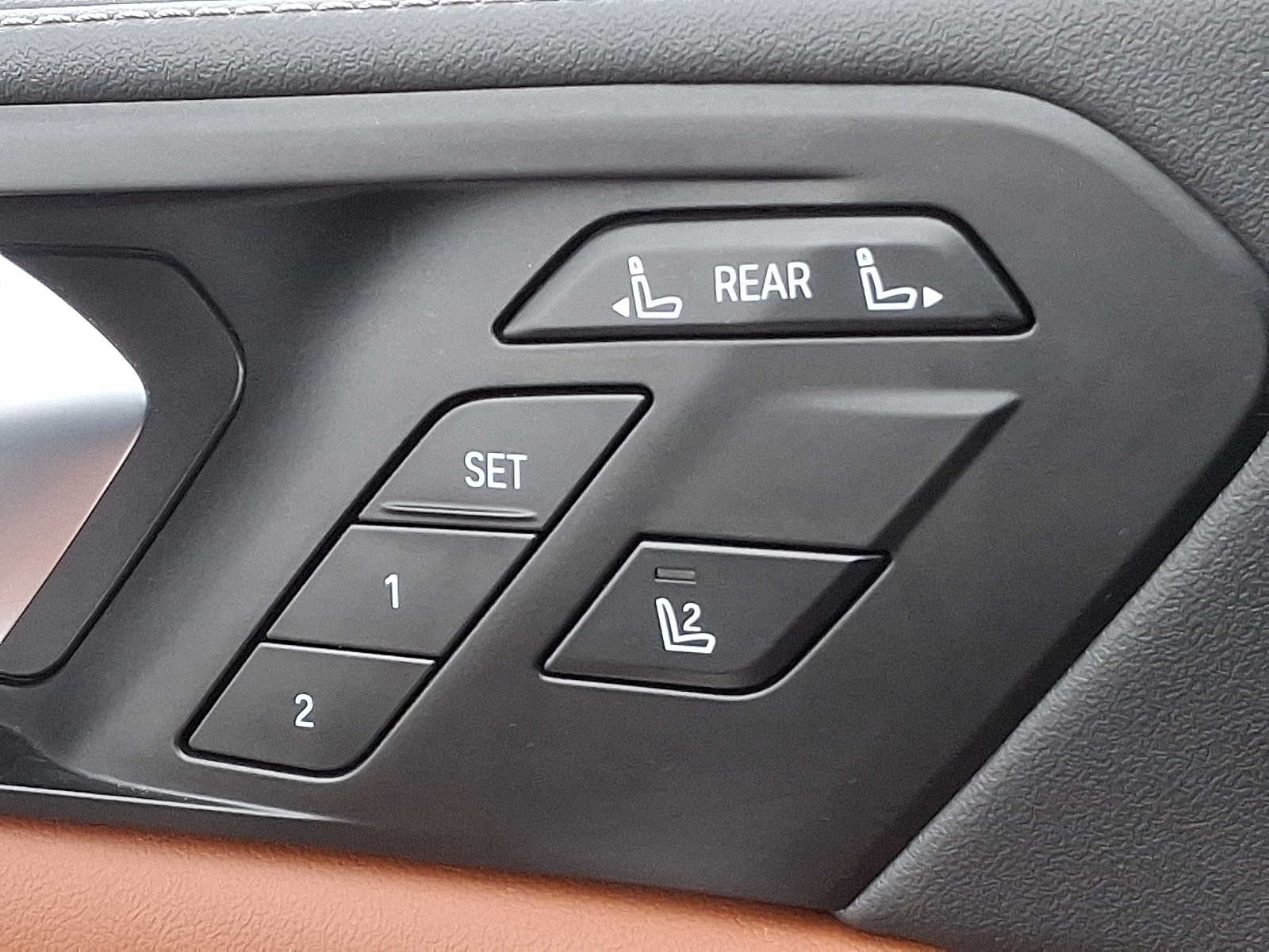 Thumbnail: 2023 BMW X7 - 27