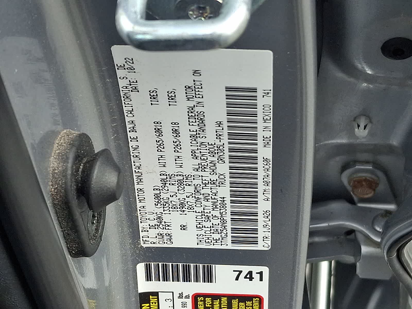 Thumbnail: 2023 Toyota Tacoma - 32