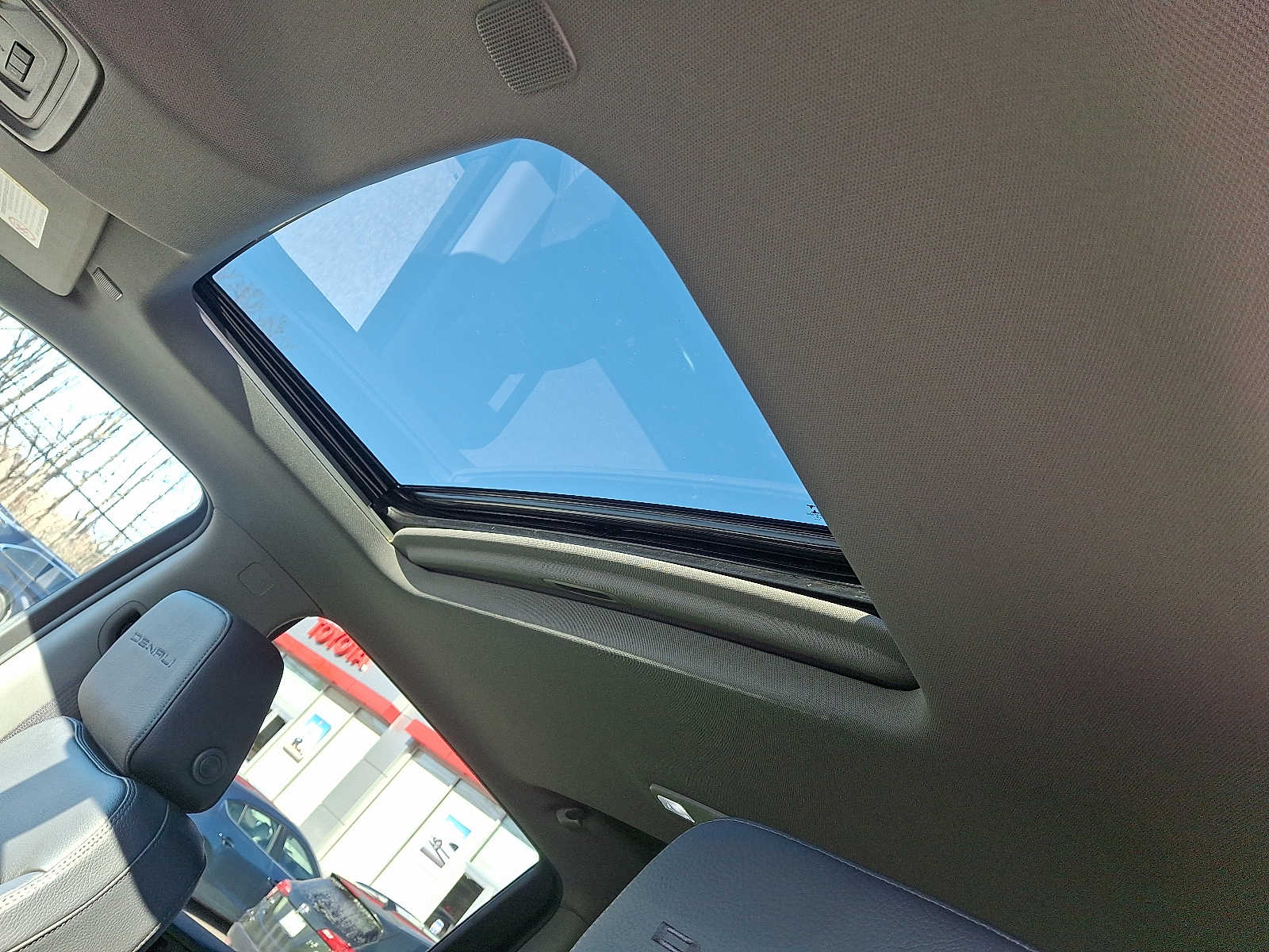 Thumbnail: 2022 GMC Sierra 2500 - 13