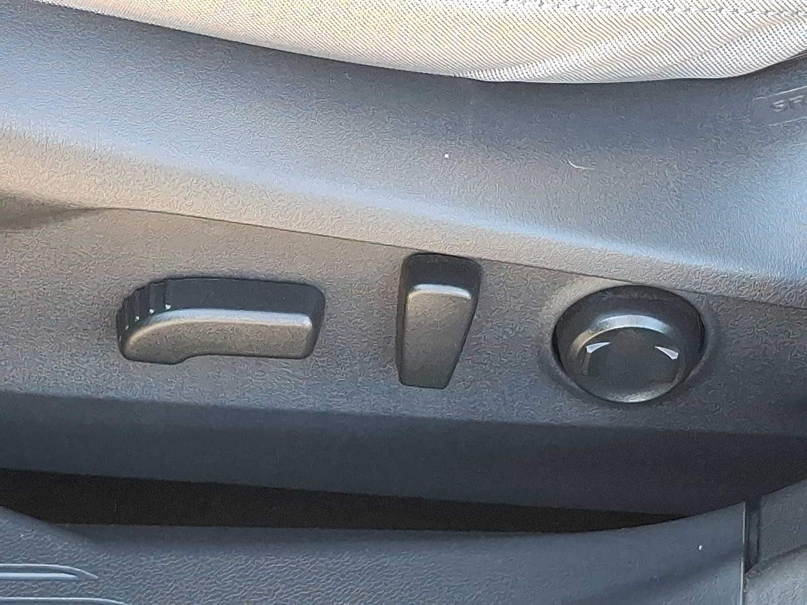 Thumbnail: 2023 Subaru Legacy - 25