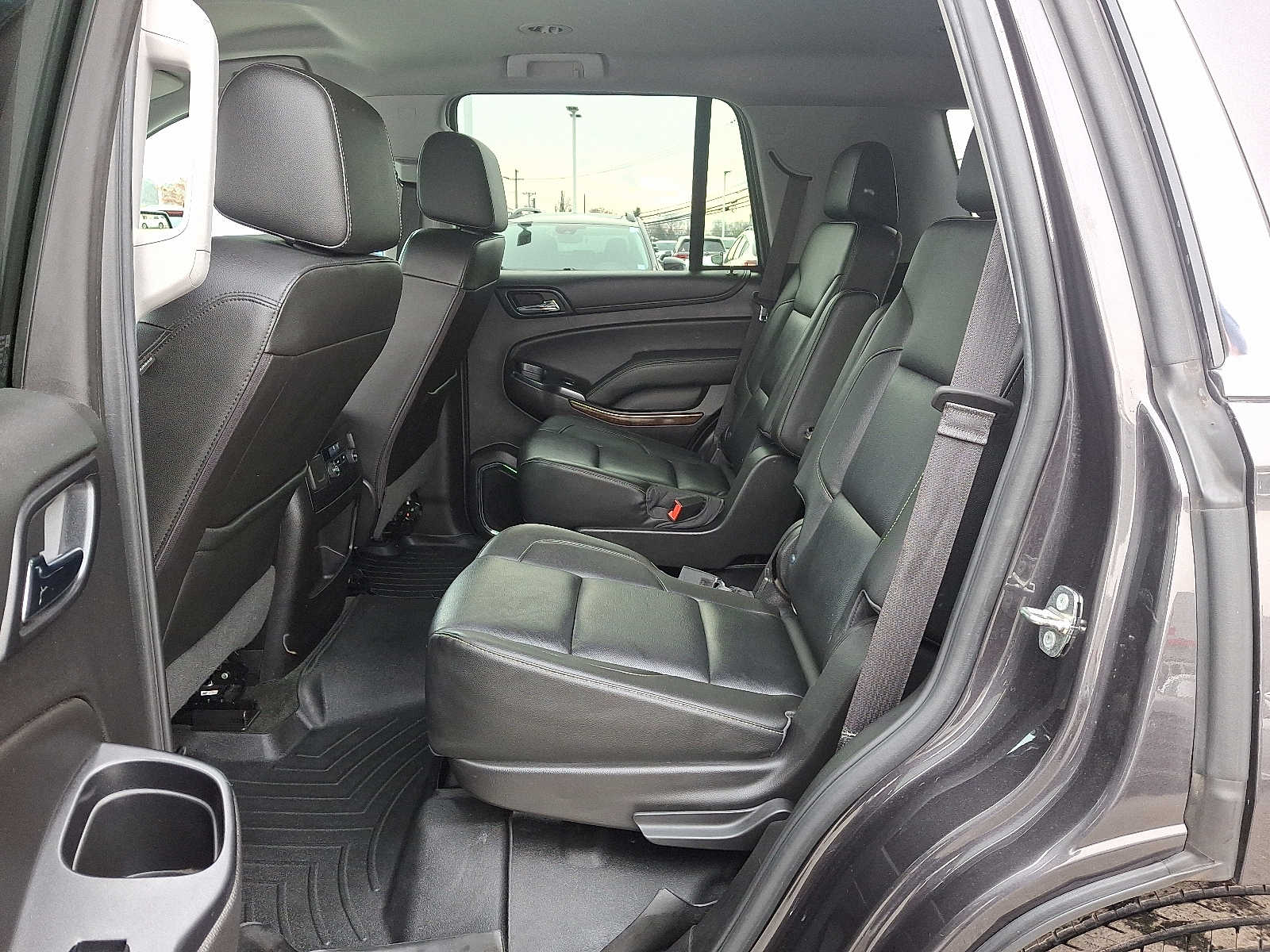 Thumbnail: 2018 Chevrolet Tahoe - 11