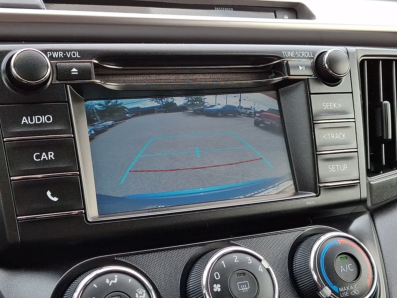 Thumbnail: 2016 Toyota RAV4 - 19