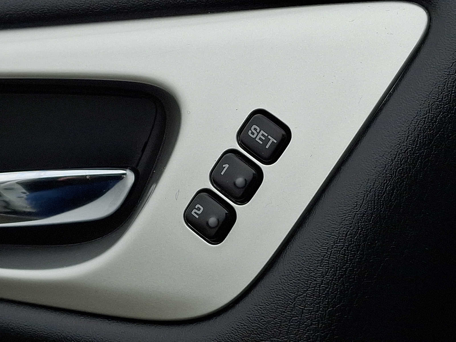 Thumbnail: 2020 Nissan Pathfinder - 30