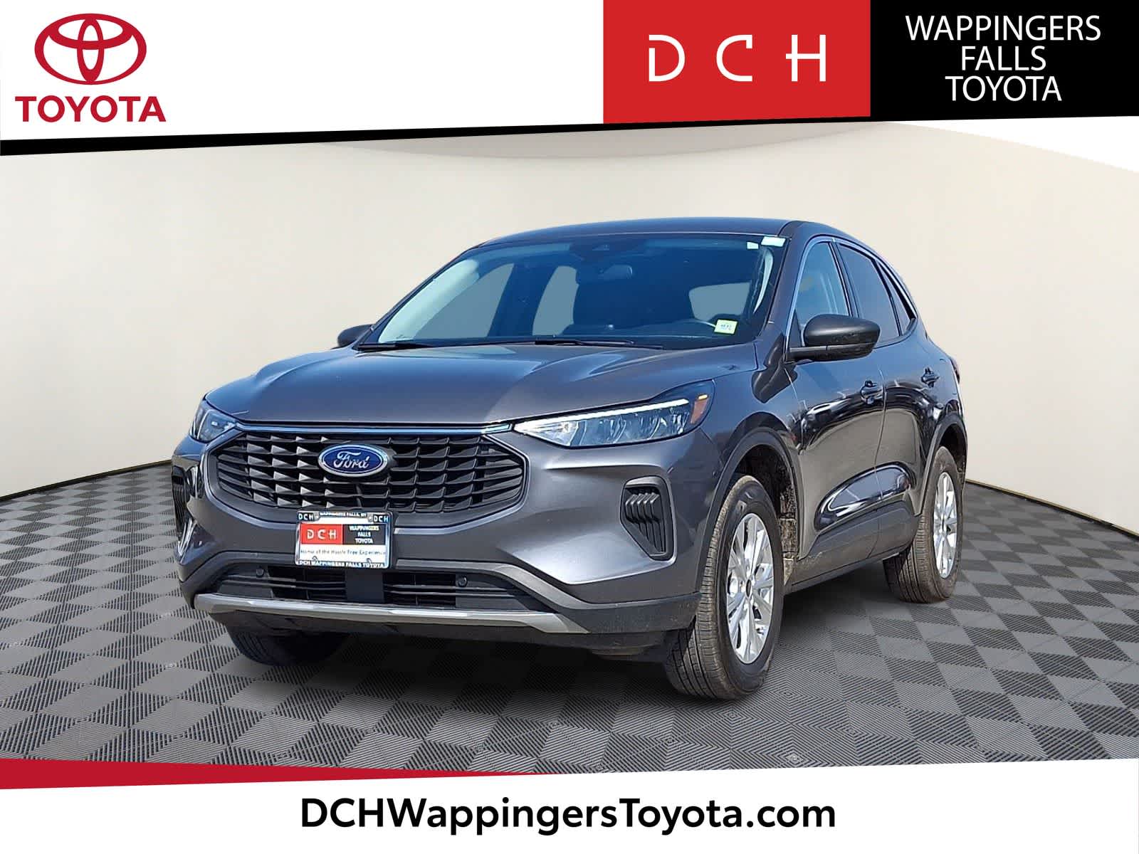 Thumbnail: 2024 Ford Escape - 1