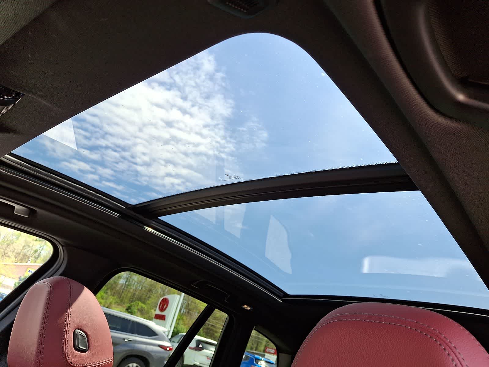 Thumbnail: 2024 BMW X3 - 16