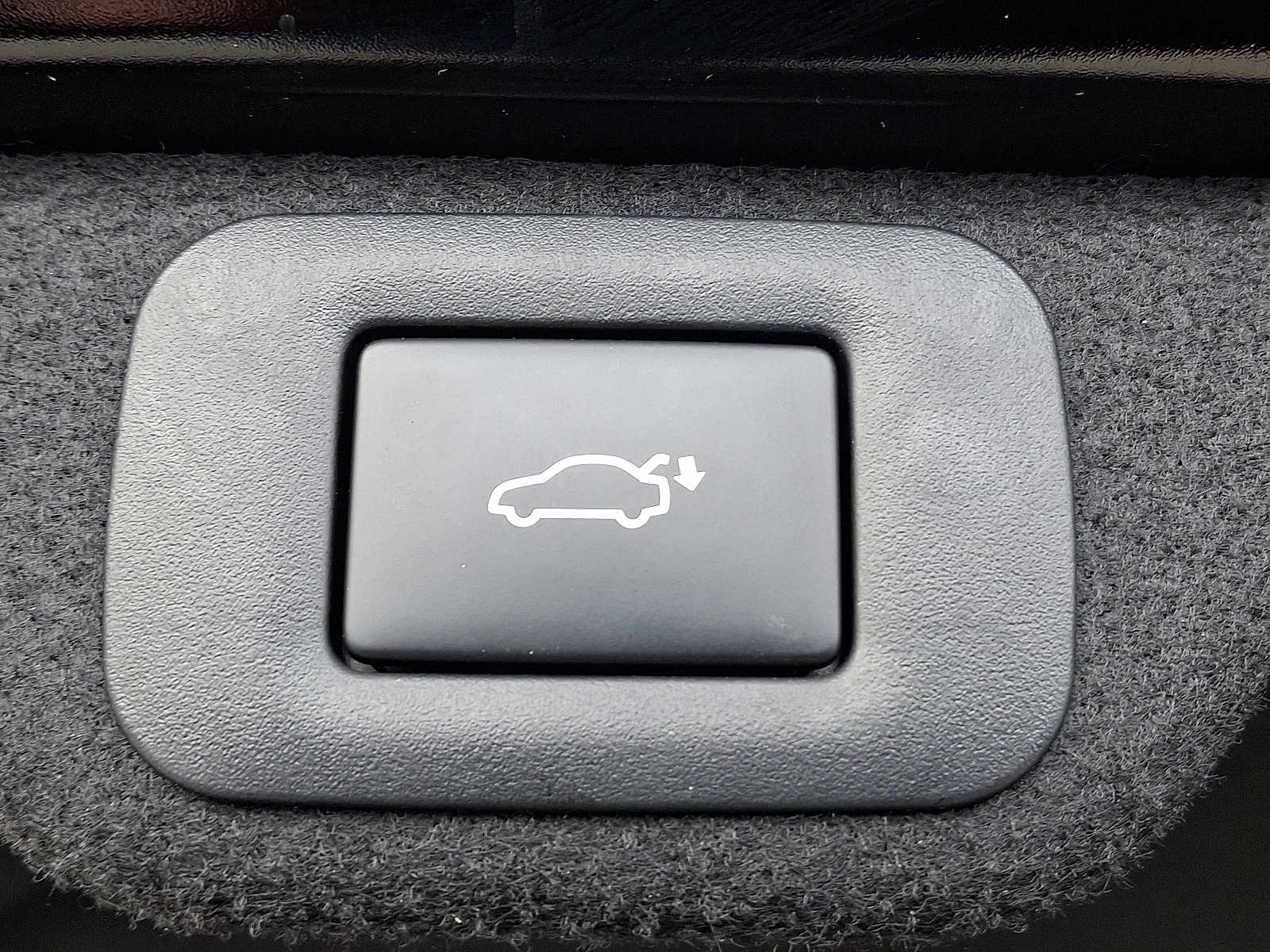 Thumbnail: 2025 Toyota Crown - 32