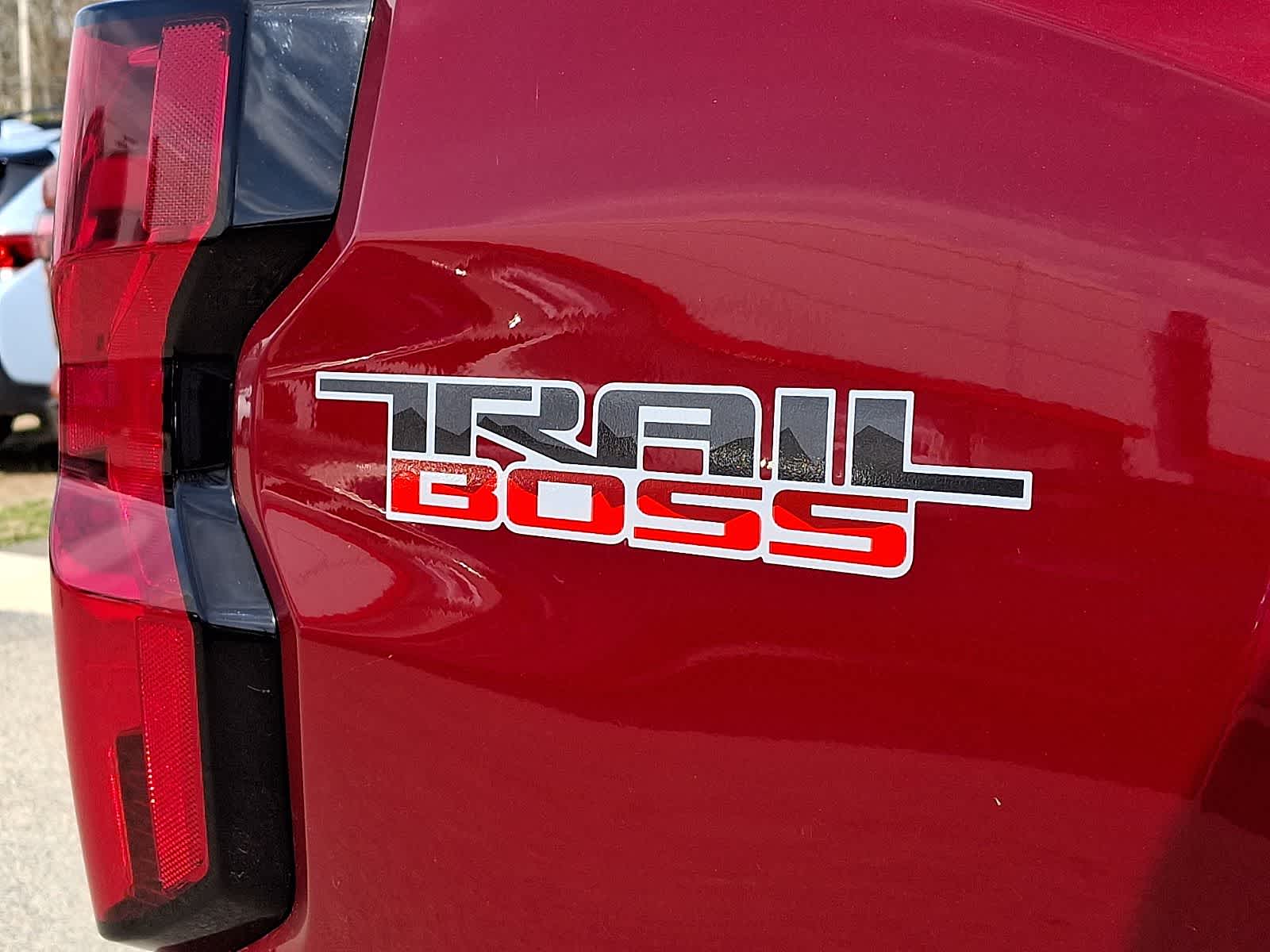 Thumbnail: 2024 Chevrolet Colorado - 29