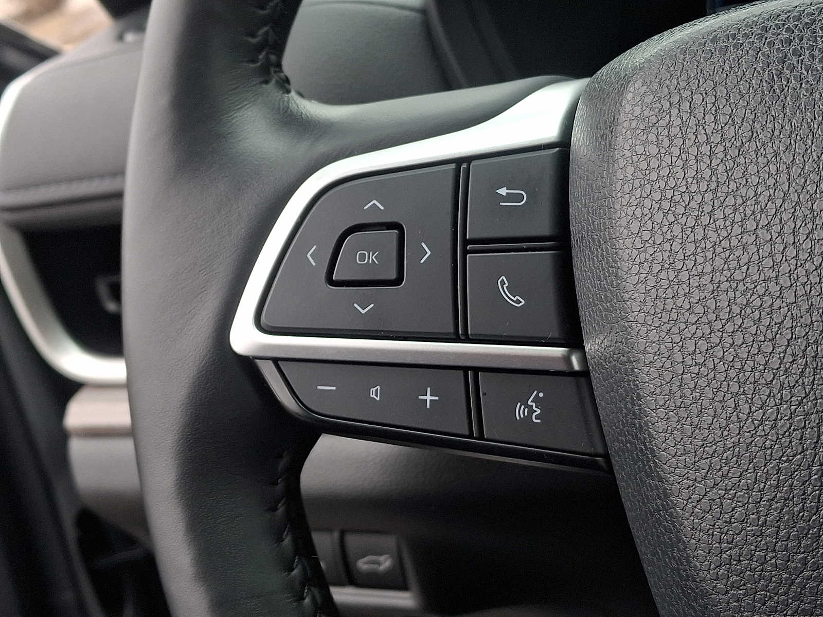 Thumbnail: 2024 Toyota Grand Highlander - 26