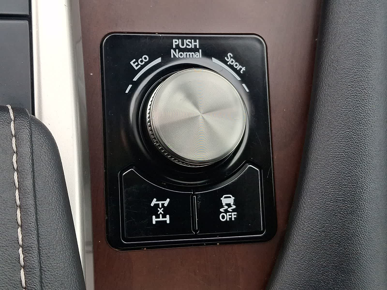 Thumbnail: 2022 Lexus RX - 25