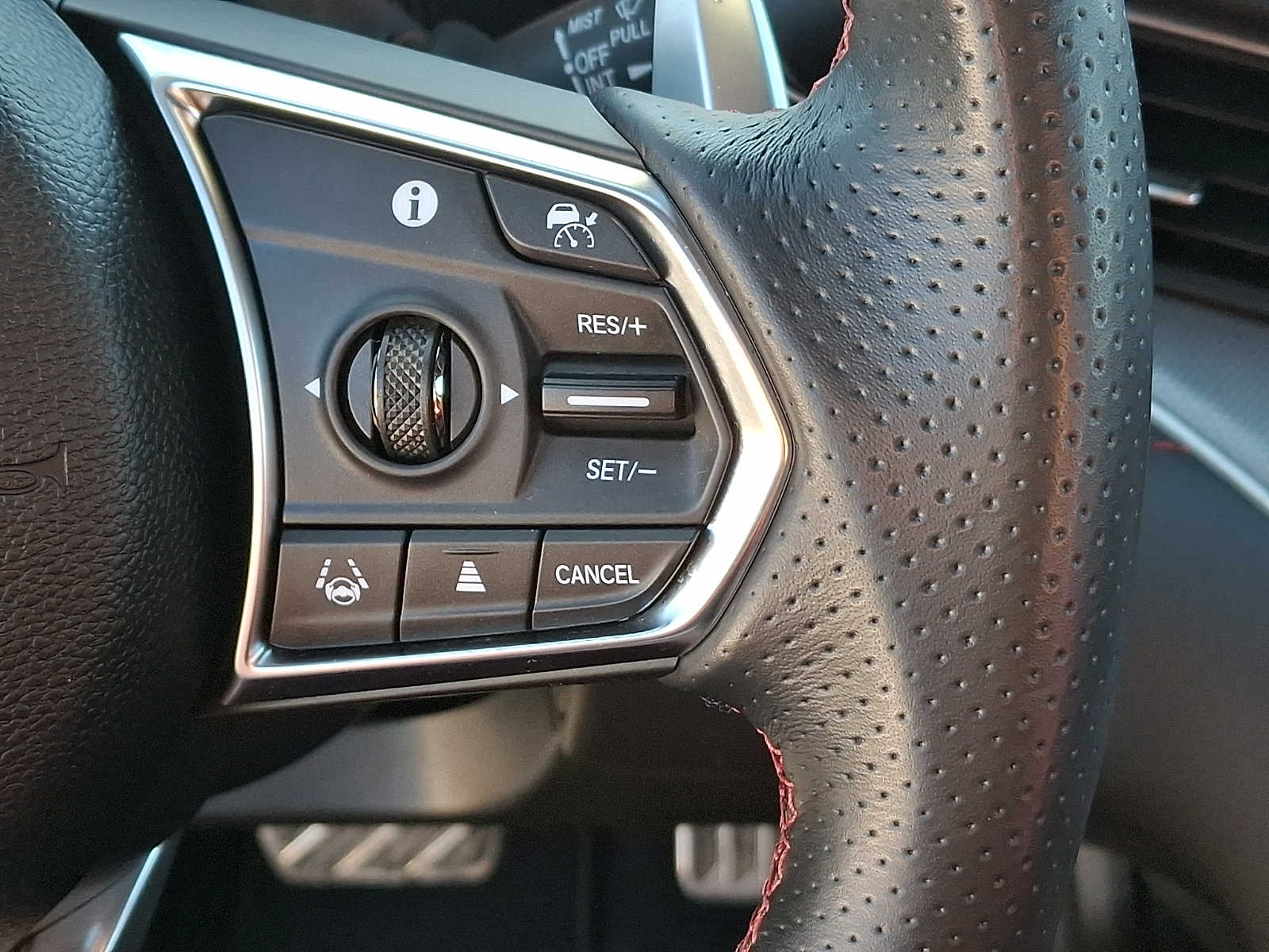 Thumbnail: 2025 Acura TLX - 24