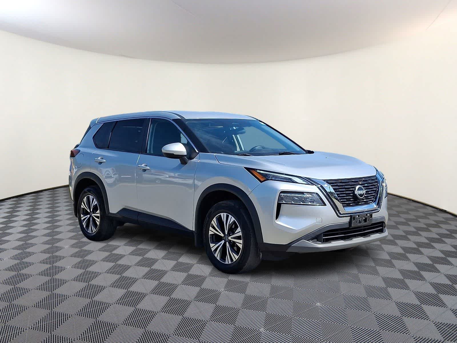 Thumbnail: 2022 Nissan Rogue - 4