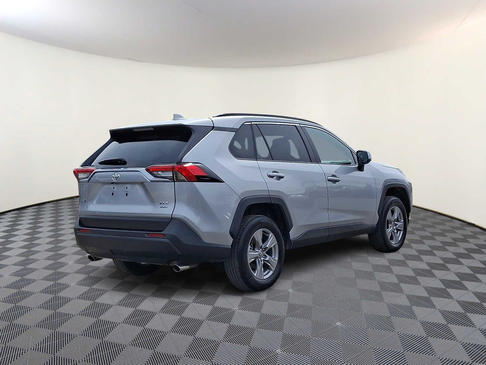 Thumbnail: 2025 Toyota RAV4 - 6