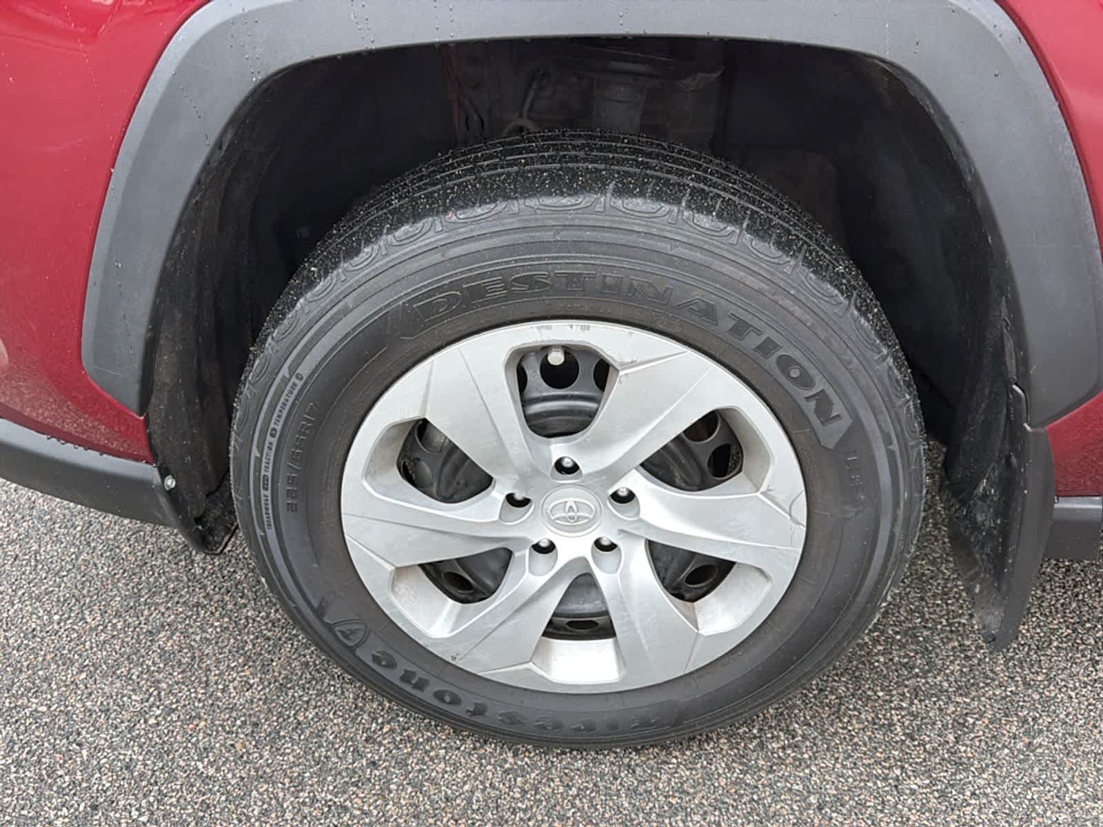 Thumbnail: 2022 Toyota RAV4 - 21