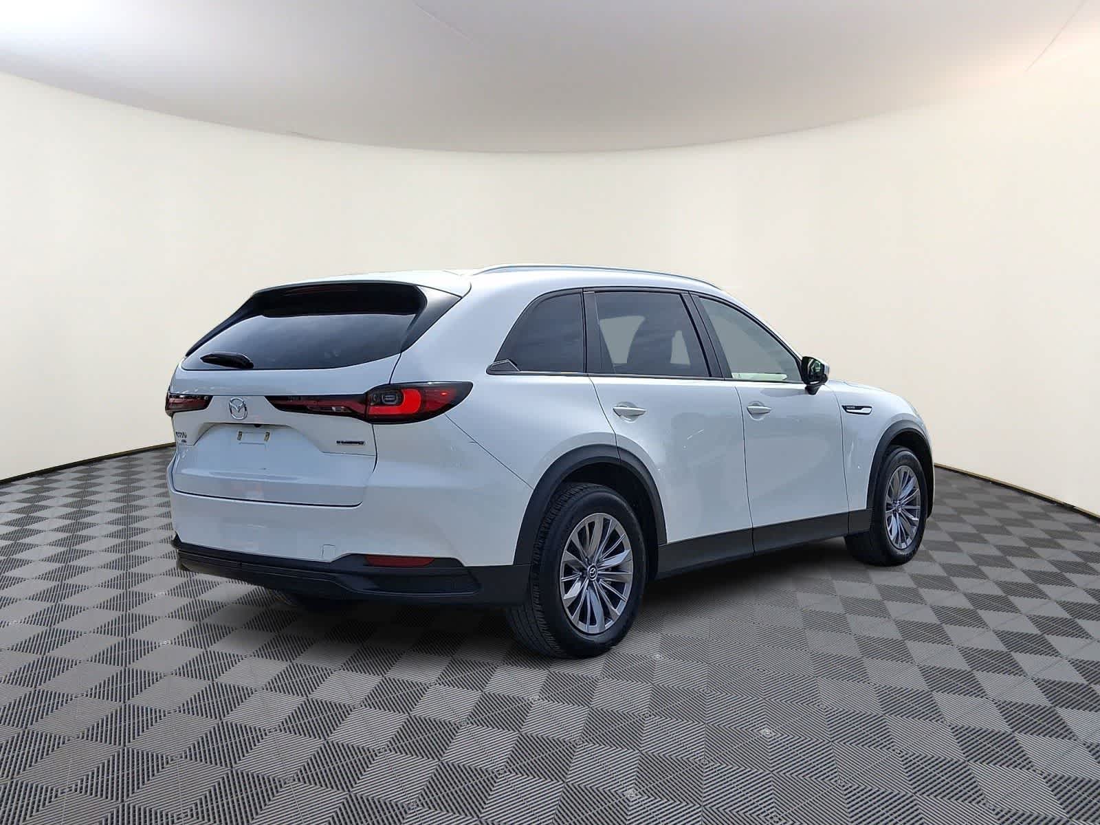 Thumbnail: 2025 Mazda CX-90 - 5